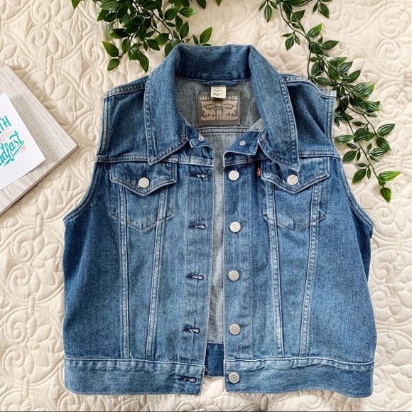 levis jeans vest